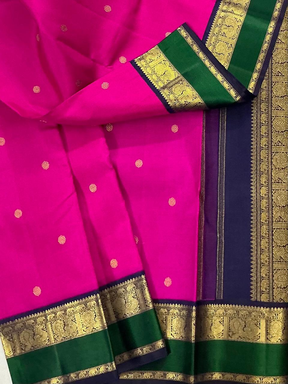 MYTHILI:   Korvai Kanjivaram Silk (Roja Poo Pink + Navy)