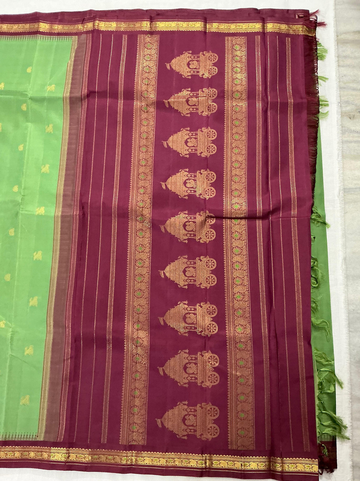 MAATHEY: Small border Kanjivaram Silk (Jade Green + Arakku)