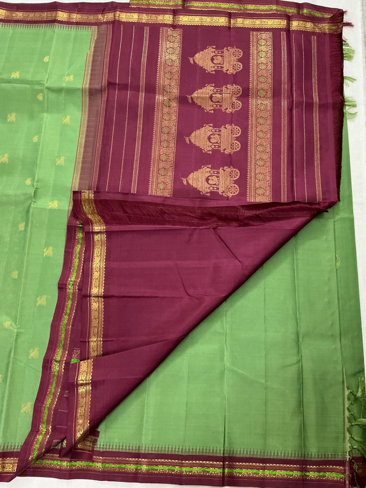 MAATHEY: Small border Kanjivaram Silk (Jade Green + Arakku)