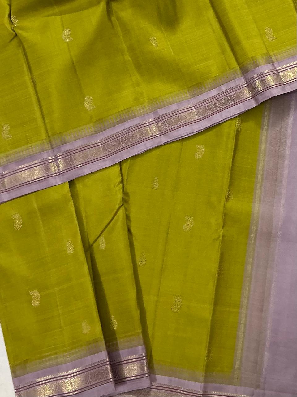 MAATHEY: Small border Kanjivaram Silk (Olive Green &amp; Lavender)