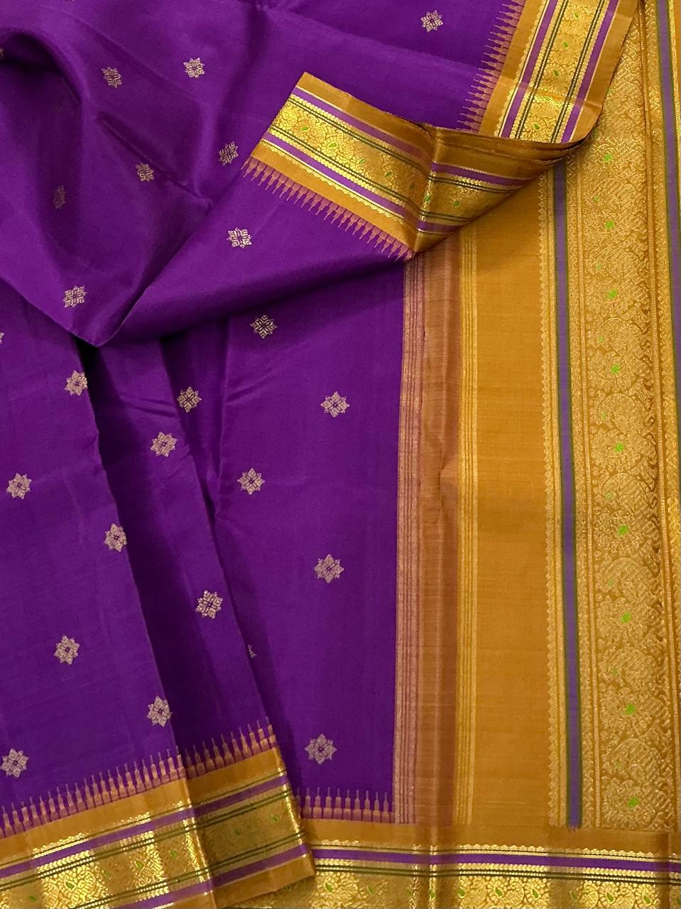 MAATHEY: Small border Kanjivaram Silk (Vadamalli + Amber)