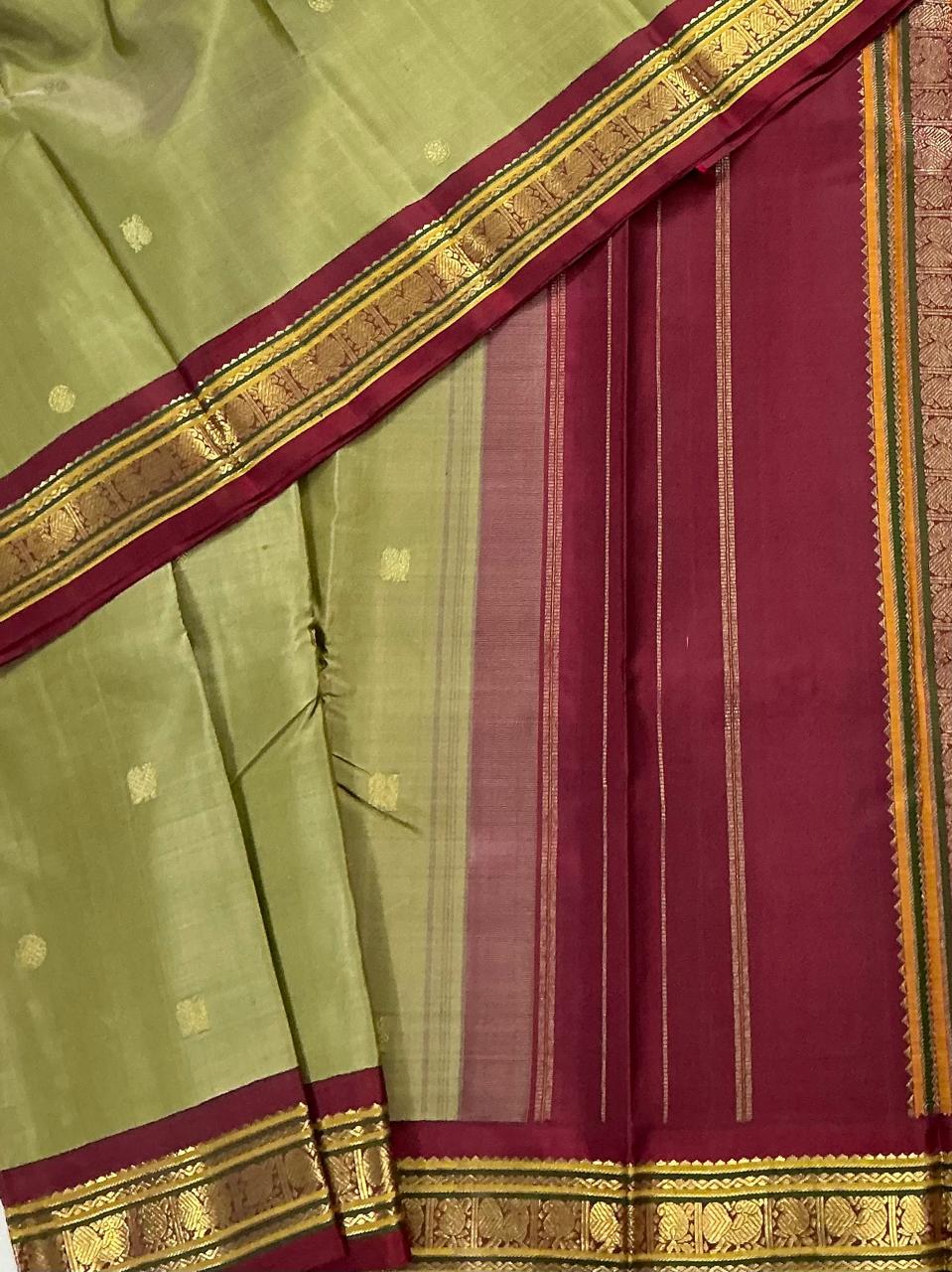 MAATHEY: Small border Kanjivaram Silk (Olive Green &amp; Arakku)