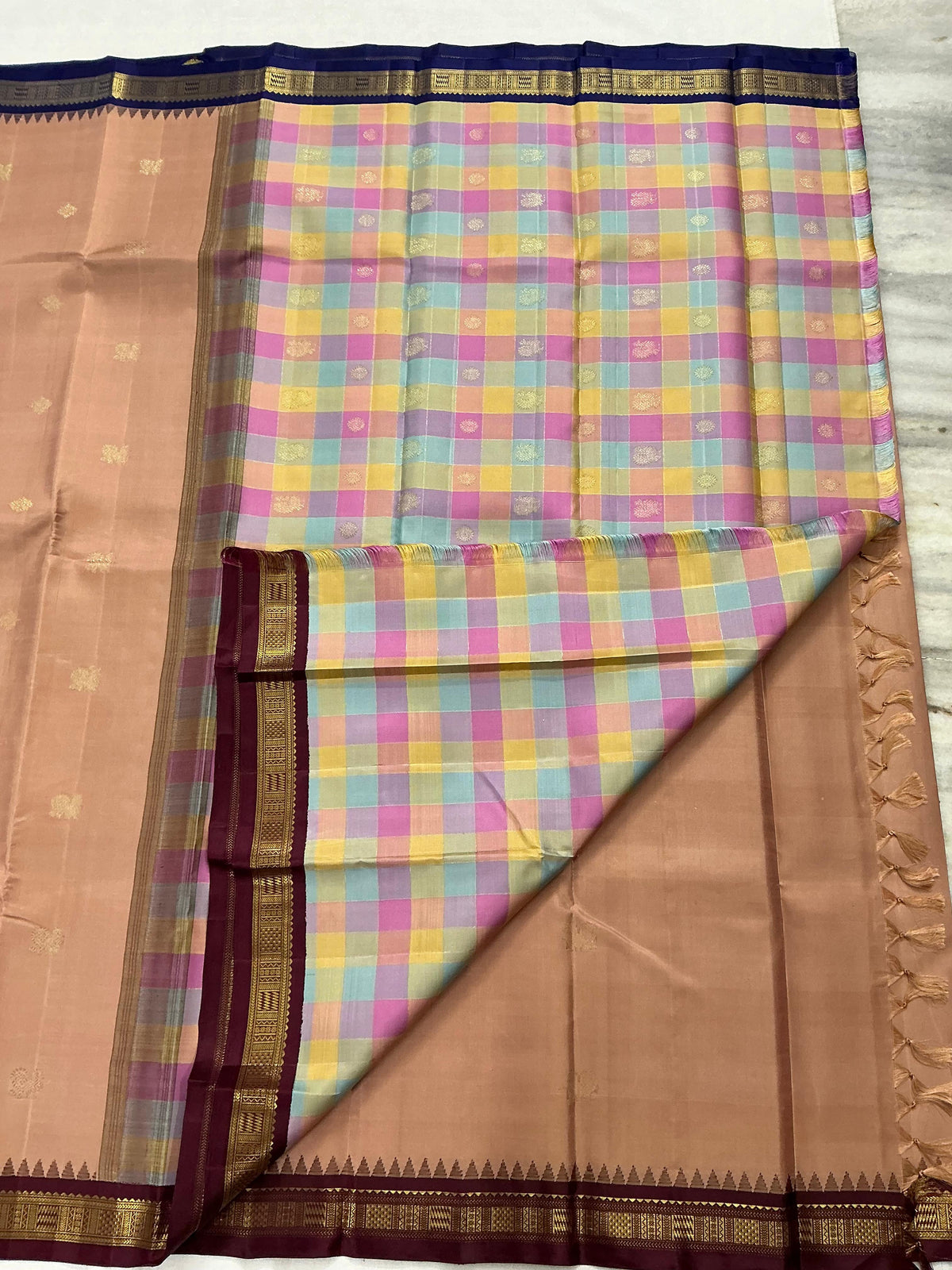 MAATHEY: Small border Kanjivaram Silk (Paalum Pazhamum Pallu)