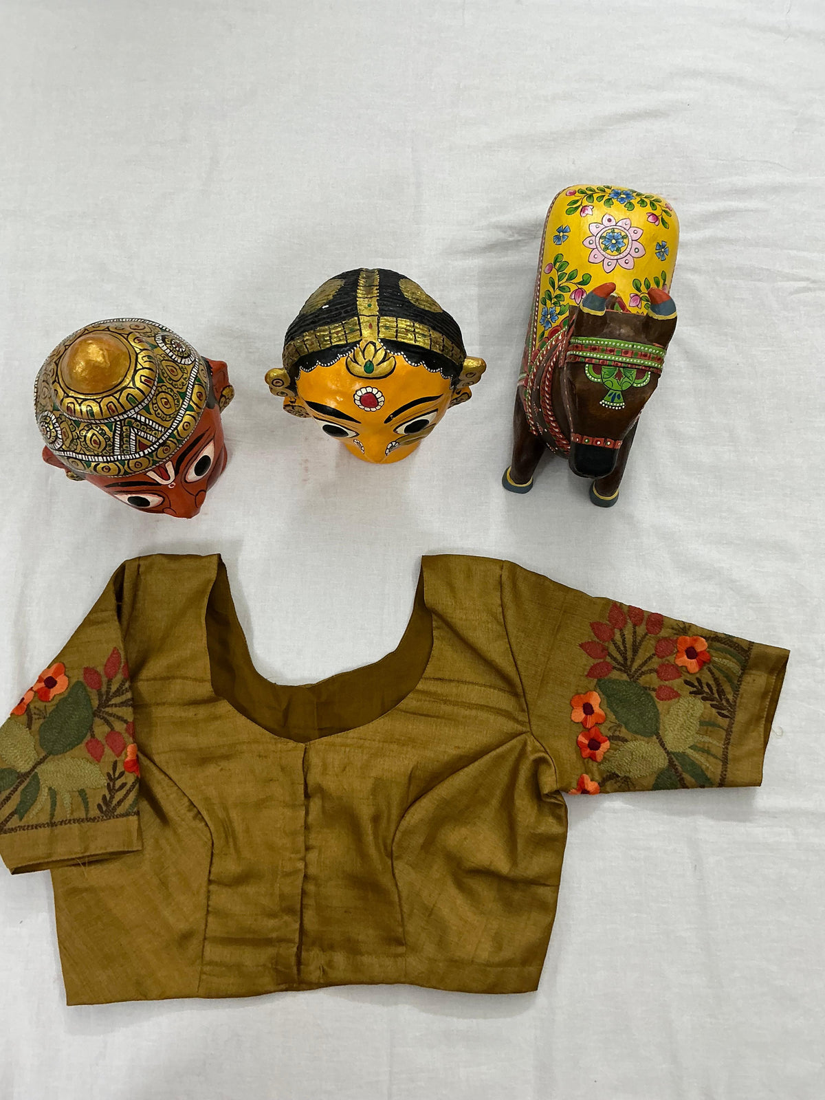 Handcrafted Ready to Wear Blouse : Kantha on tussar (Golden Brown)