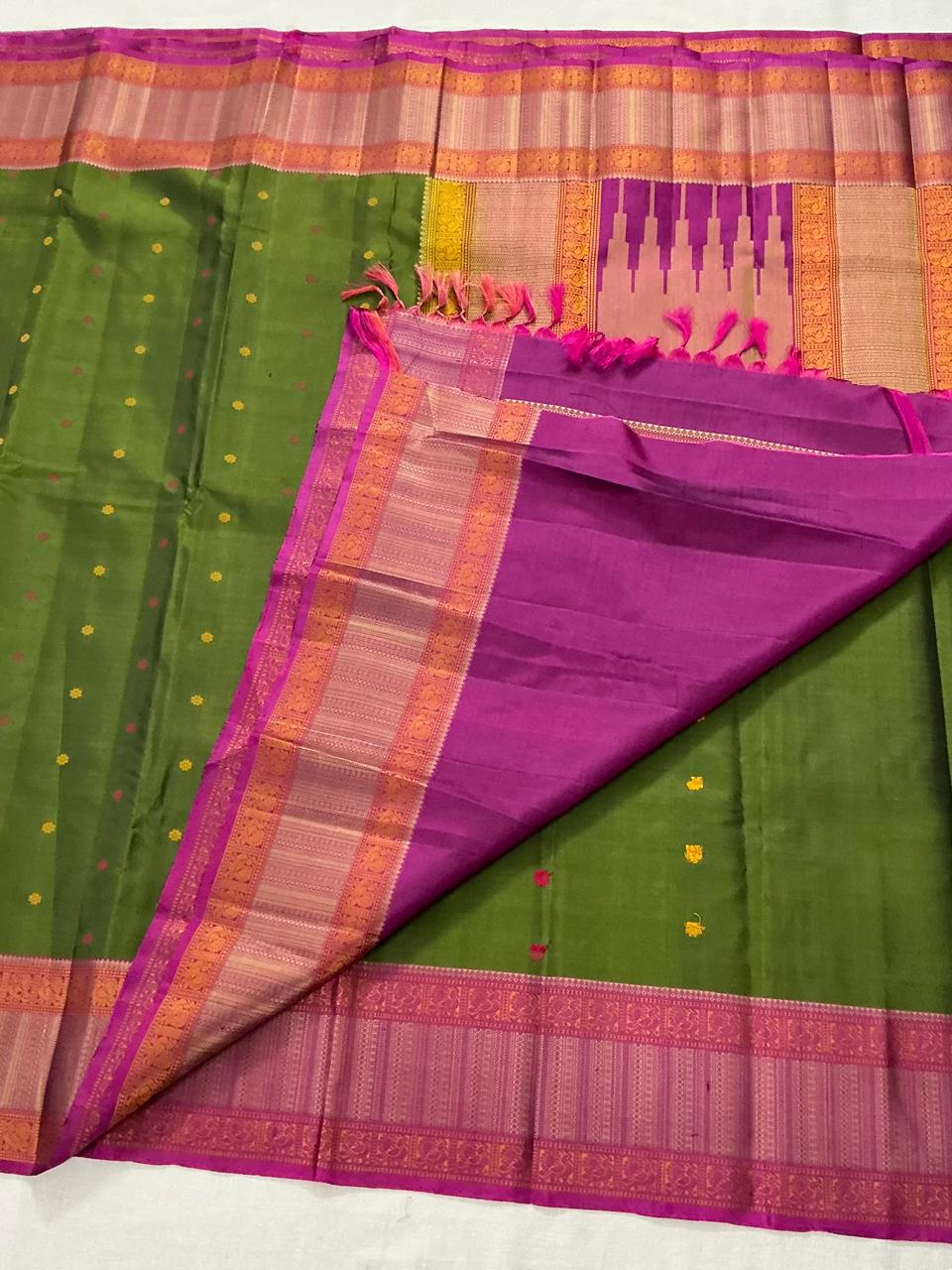 No Kanjivaram Soft Silk : Green &amp; Pink