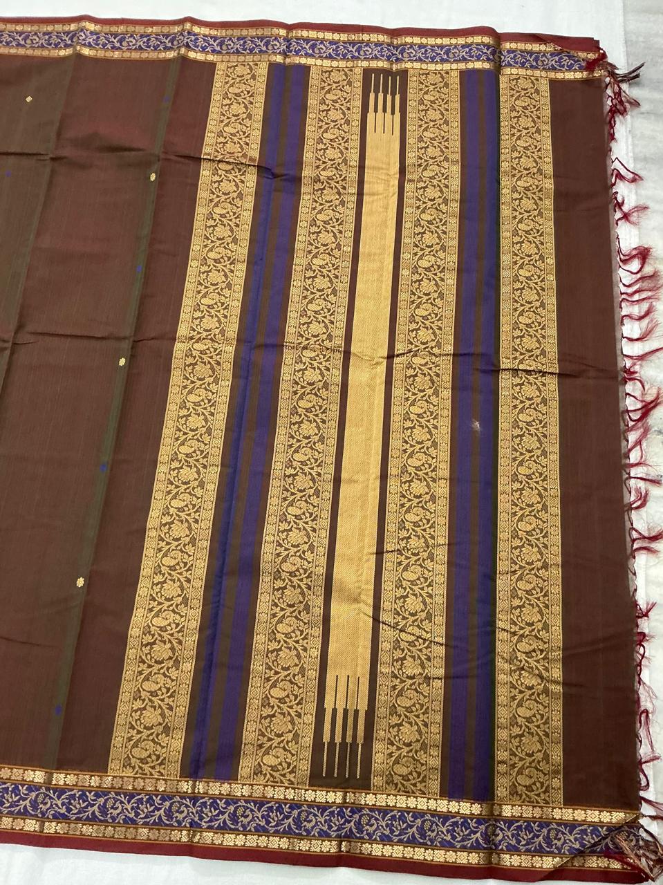 Handwoven Kanchi cotton : Manthulir (Shot red green)