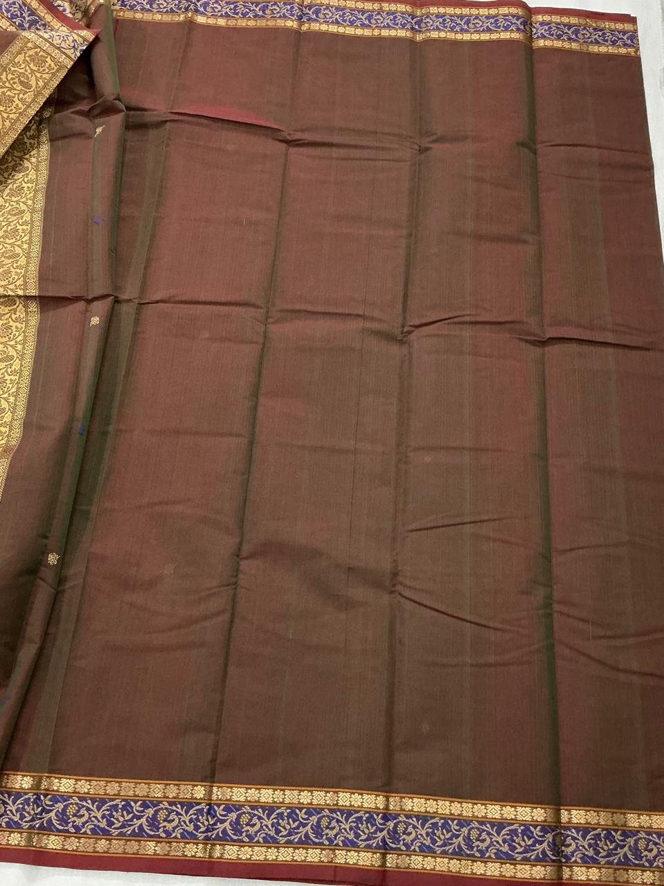 Handwoven Kanchi cotton : Manthulir (Shot red green)