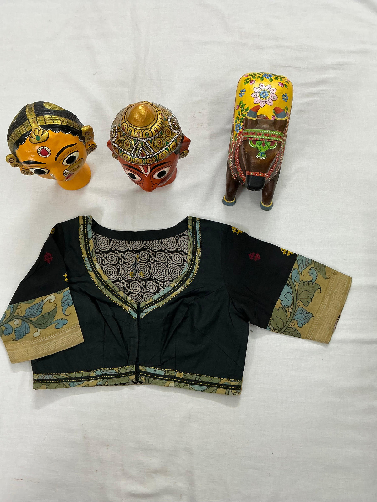 Handcrafted Ready to Wear Blouse : Kalamkari &amp; Kutch in cotton