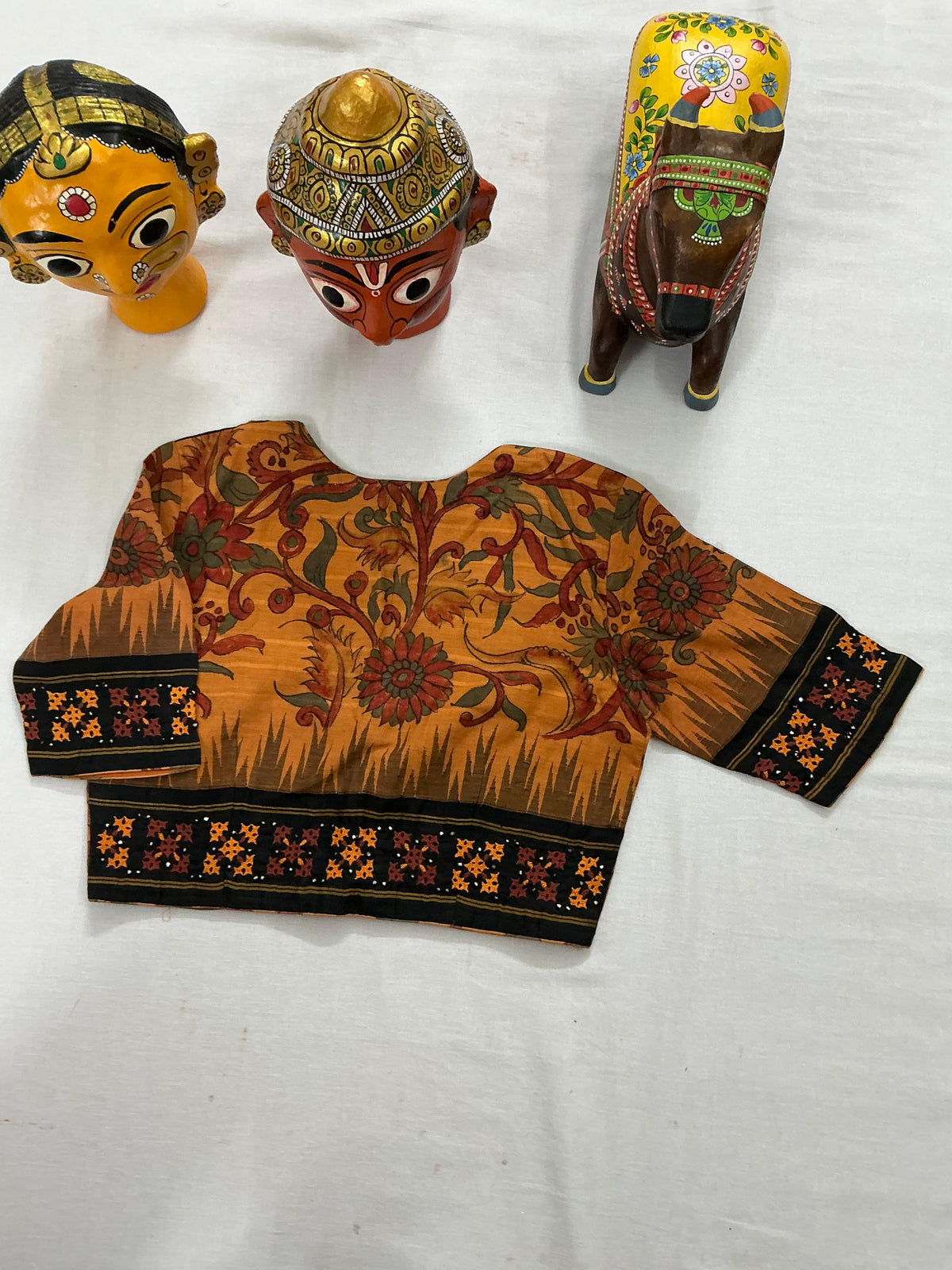 Handcrafted Ready to Wear Blouse : Kalamkari &amp; Kutch in cotton