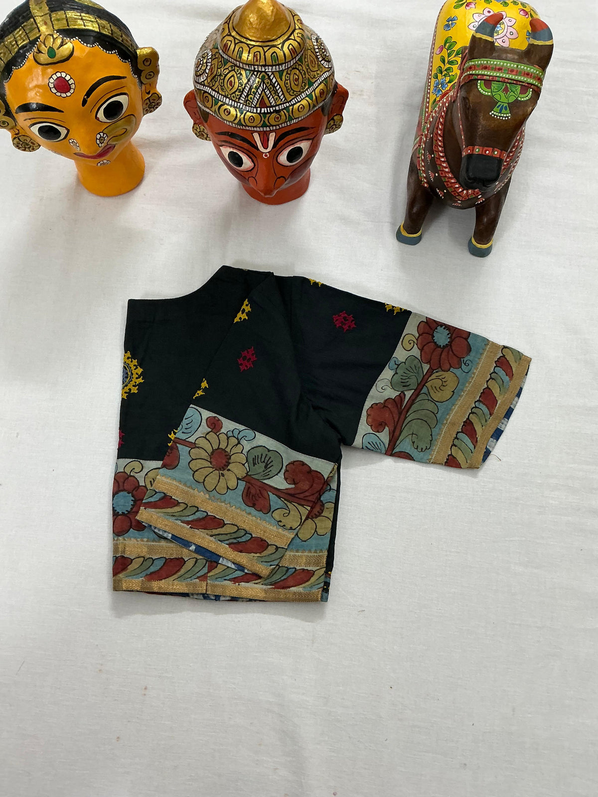 Handcrafted Ready to Wear Blouse : Kalamkari &amp; Kutch in cotton