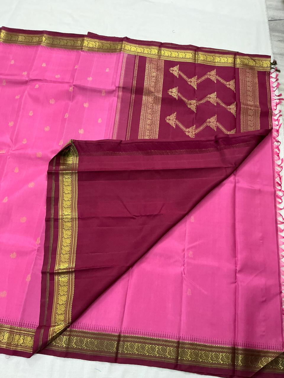 MAATHEY: Small border Korvai Kanjivaram  (Rosemilk pink)