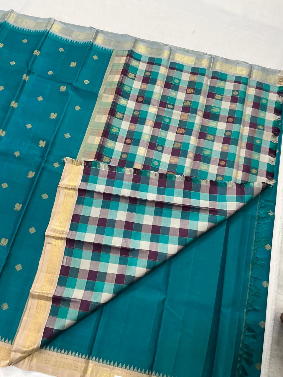 MAATHEY: Small border Korvai Kanjivaram  (Cerulean blue)