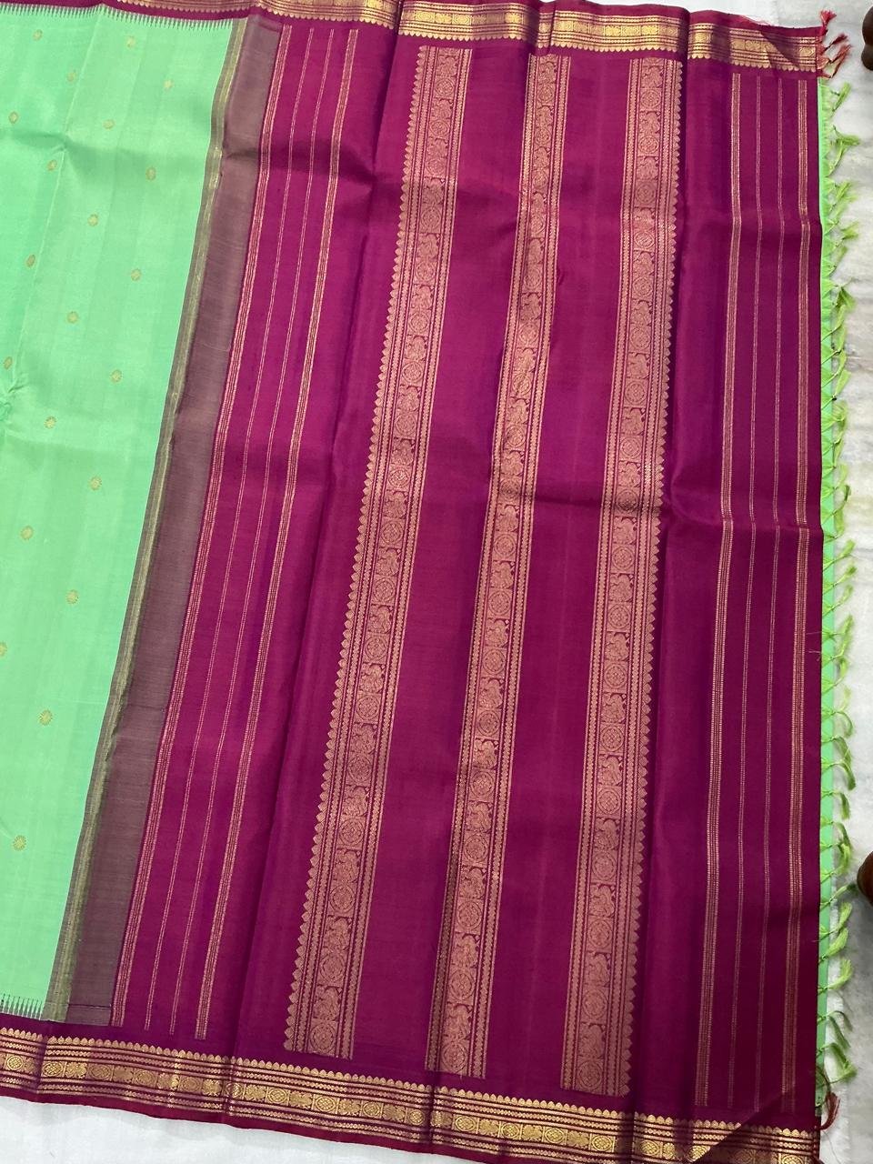 MAATHEY: Small border Korvai Kanjivaram  (Deep Pista Green)