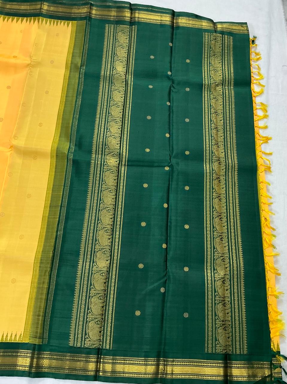 MAATHEY: Small border Korvai Kanjivaram  (Butter Yellow)