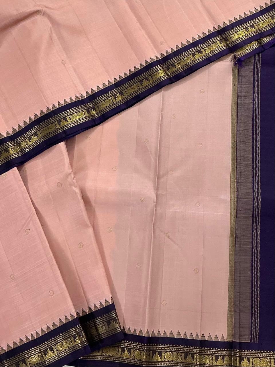 MAATHEY: Small border Korvai Kanjivaram  (Salmon Pink)
