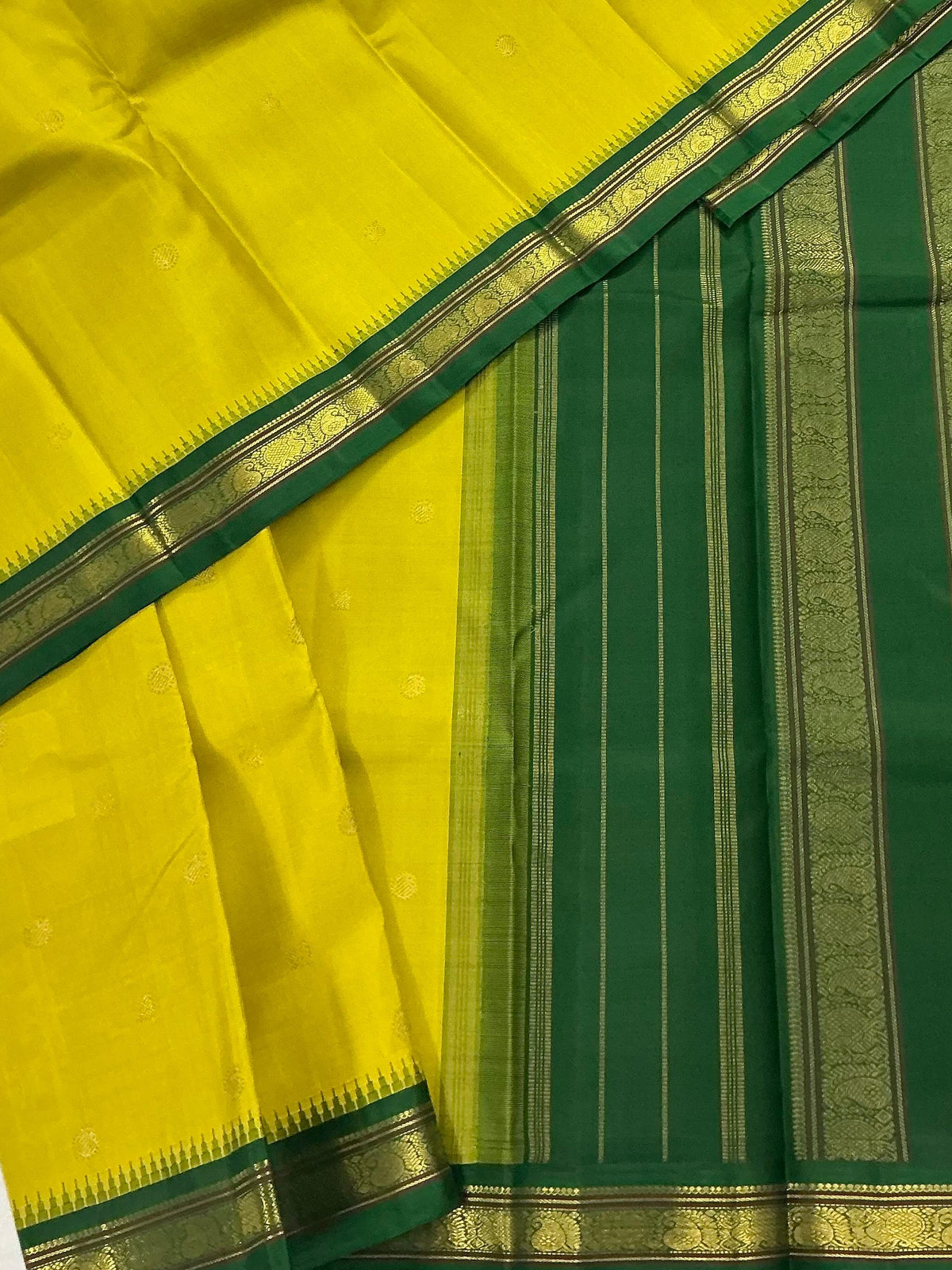 MAATHEY: Small border Korvai Kanjivaram