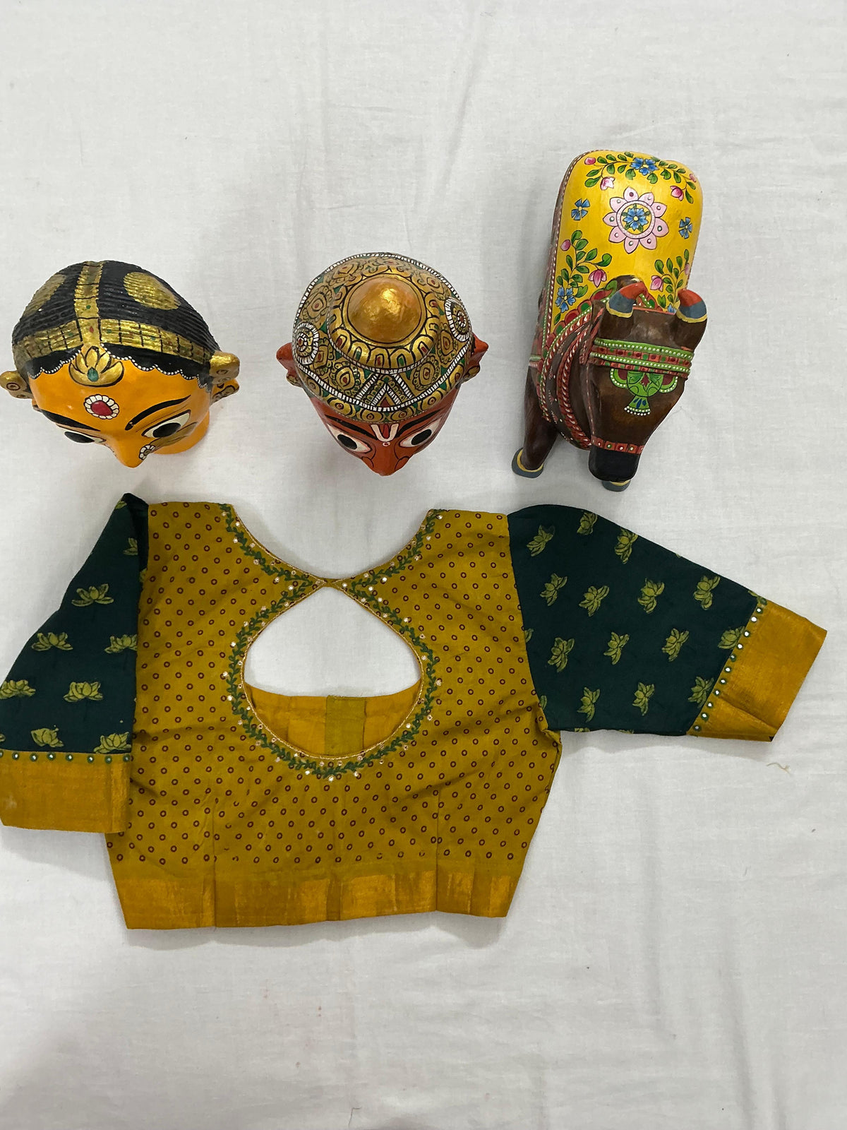 Handcrafted Ready to Wear Blouse : Sungudi (Yellow)
