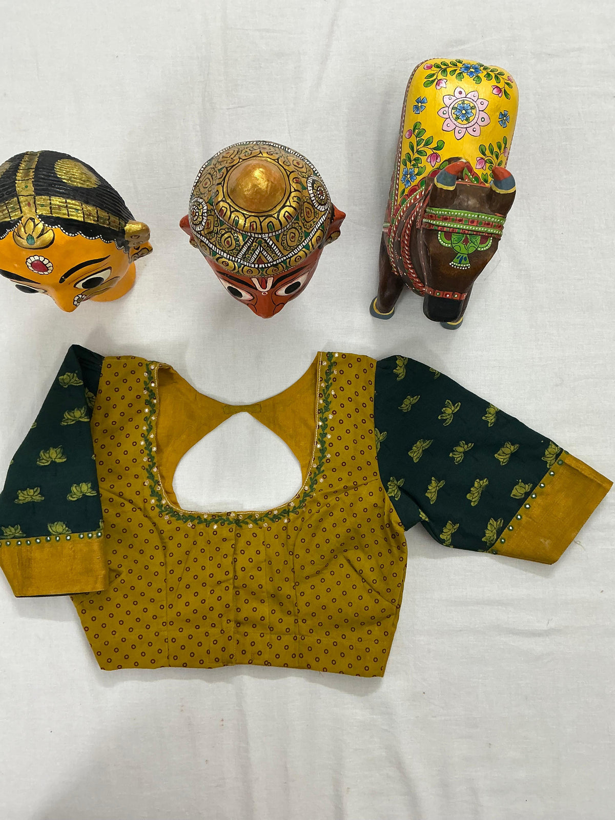 Handcrafted Ready to Wear Blouse : Sungudi (Yellow)