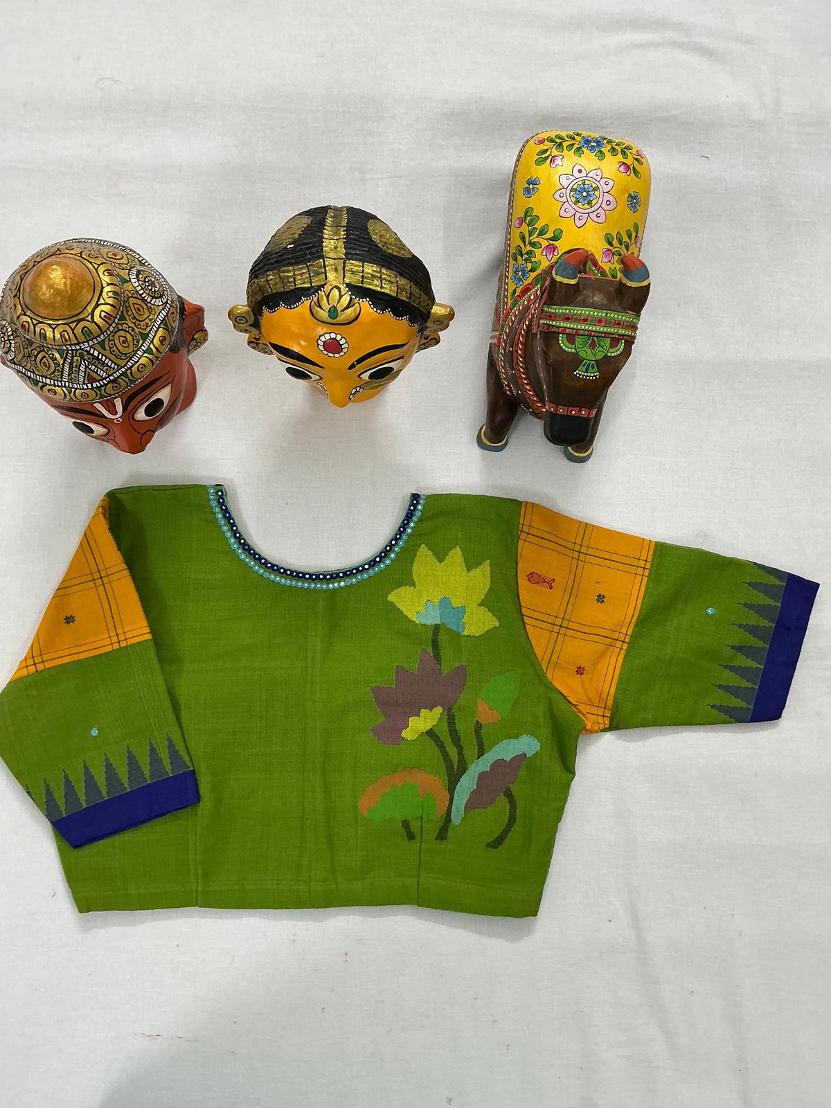 Handcrafted Ready to Wear Blouse : Ponduru Khadi Jamdani