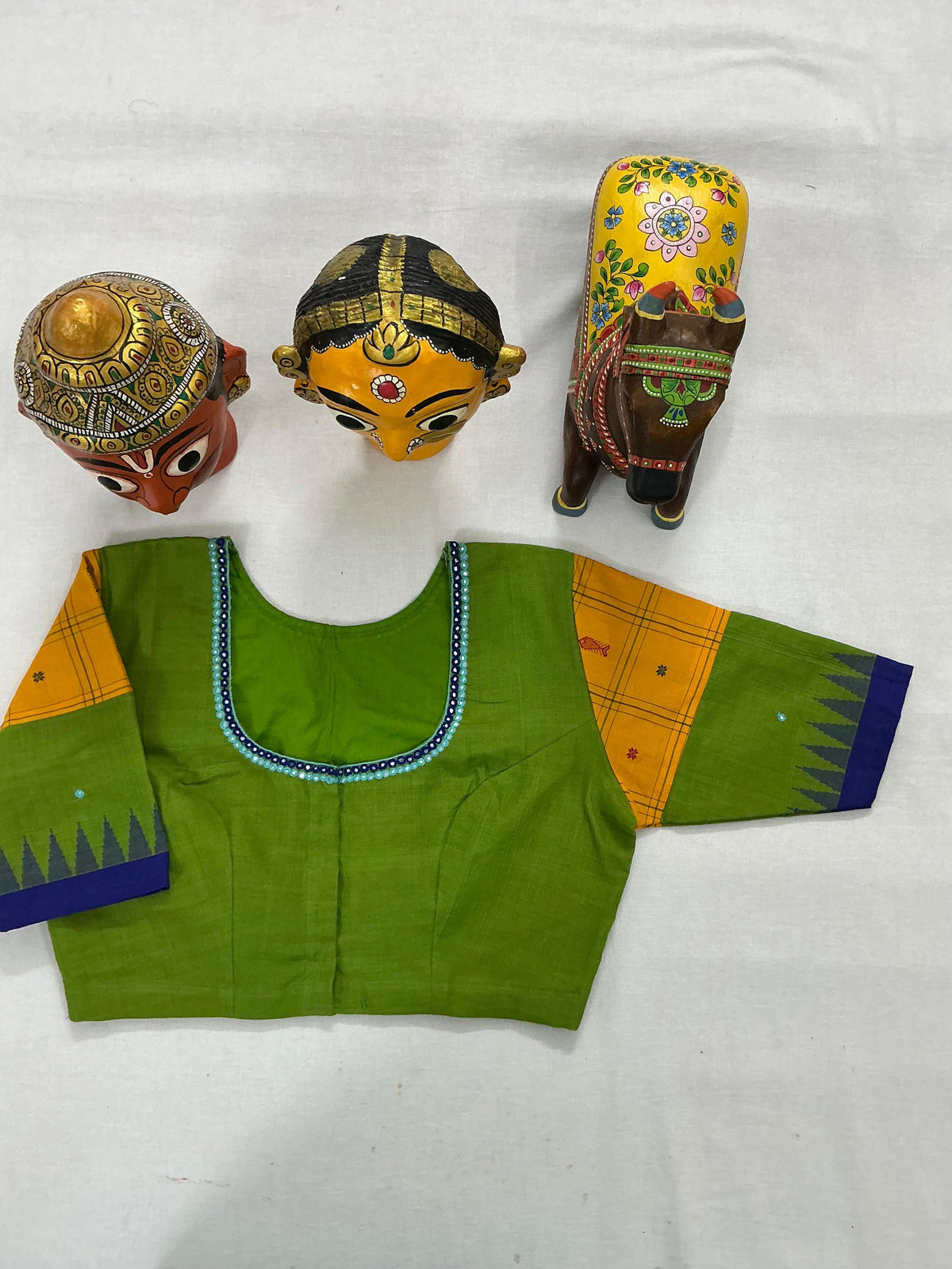 Handcrafted Ready to Wear Blouse : Ponduru Khadi Jamdani