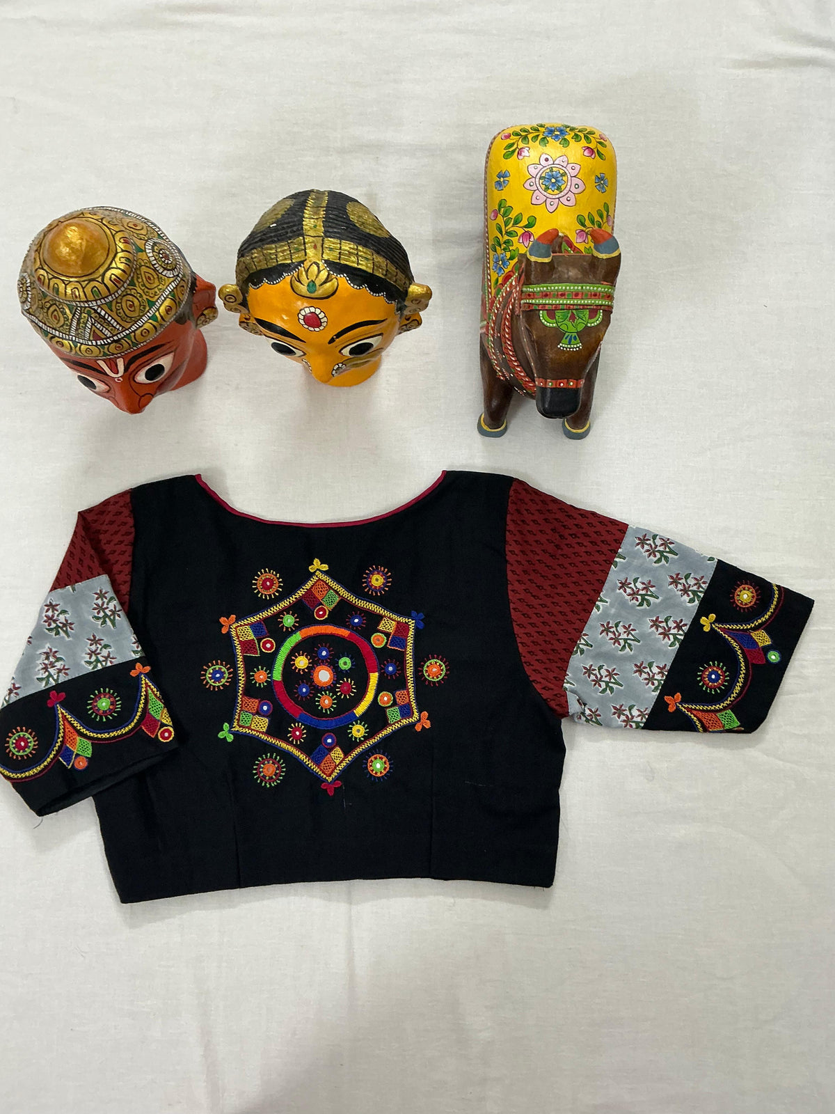 Blouse : Lambani (black)