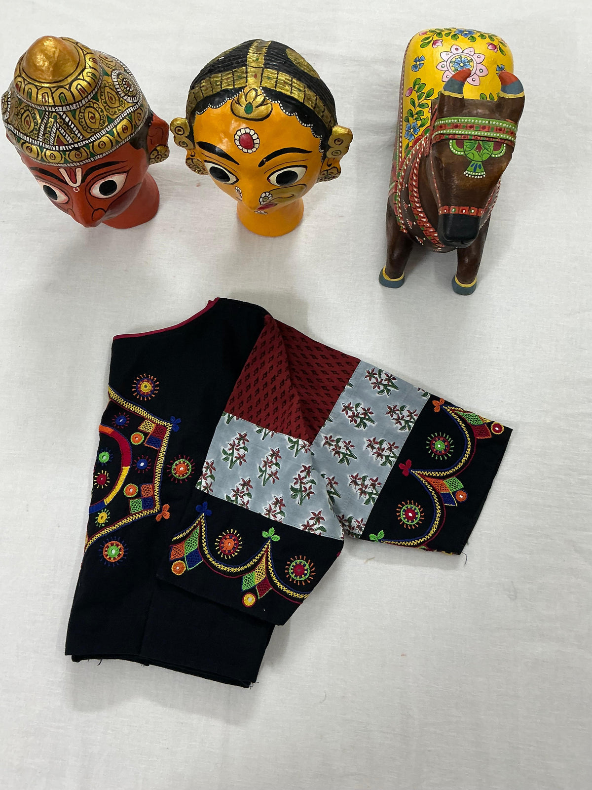 Blouse : Lambani (black)