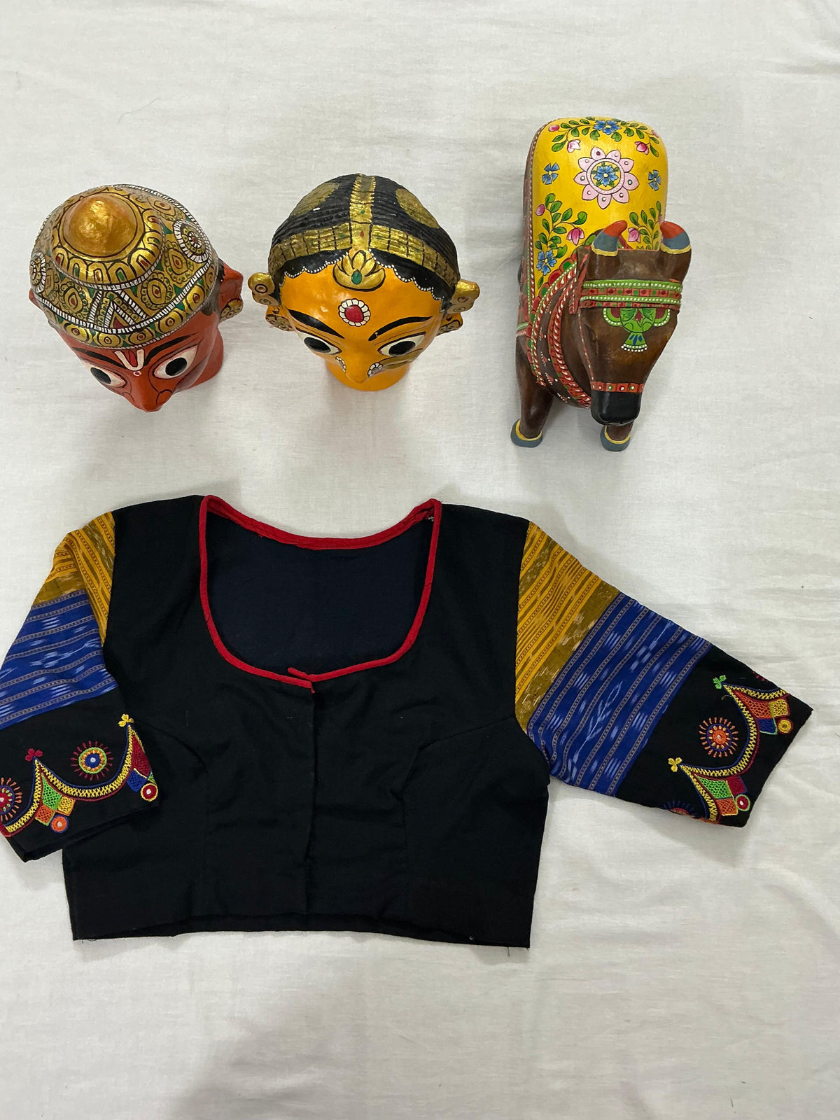 Blouse : Lambani (Black with Ikat)