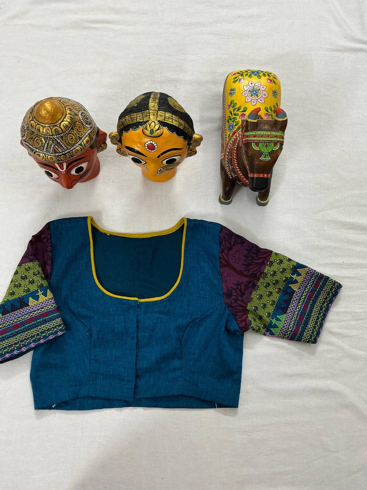 Blouse : Lambani (Peacock Blue)