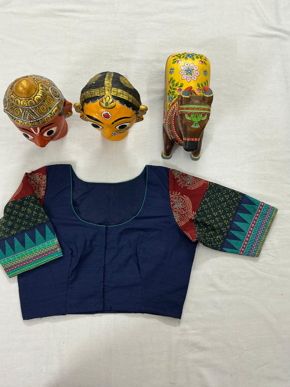Blouse : Lambani (Navy Blue)