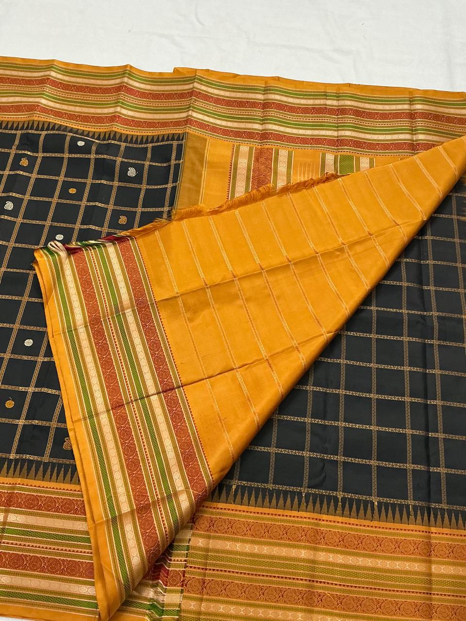 No Zari Kanji Silk : Black