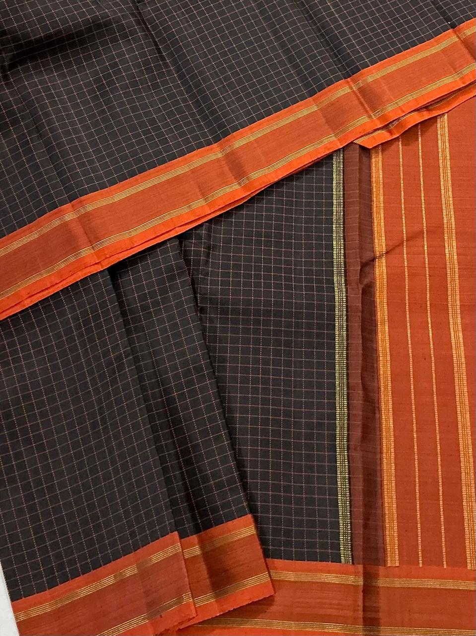 SWARA: Chettinadu Kattam (Ebony + Rust)