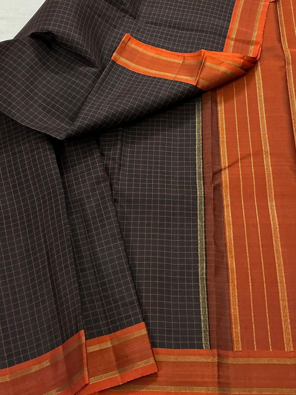 SWARA: Chettinadu Kattam (Ebony + Rust)