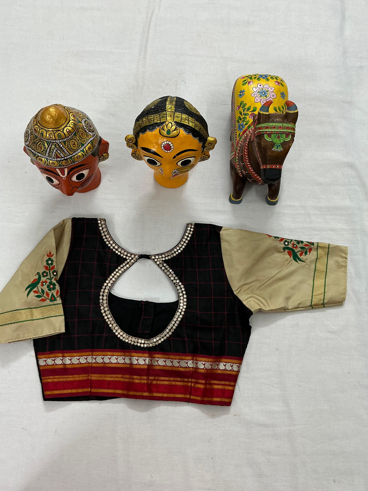 Handcrafted Ready to Wear Blouse : Kanjivaram Silk (Black)