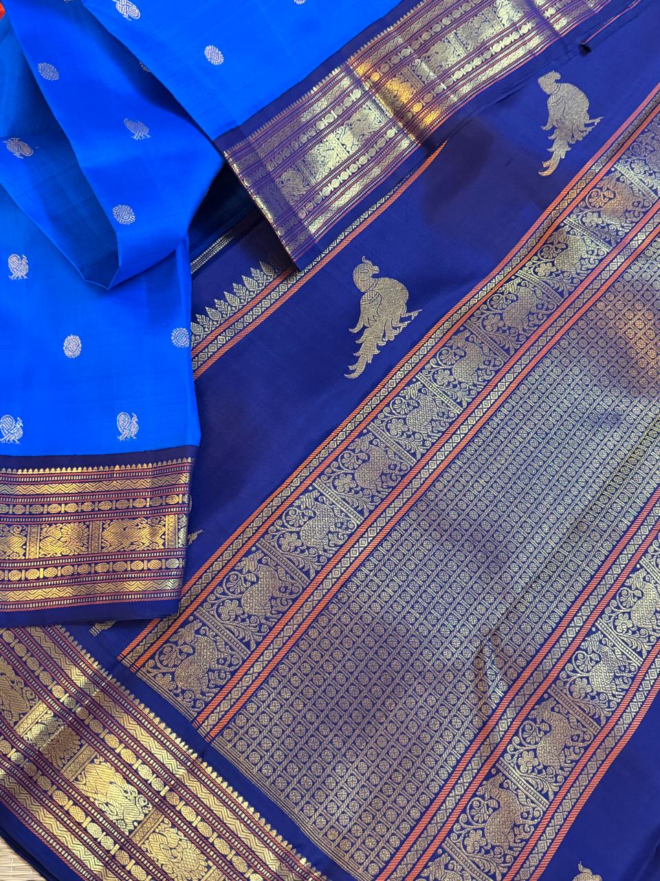 MYTHILI:  KORVAI KANJIVARAM KILI PALLU