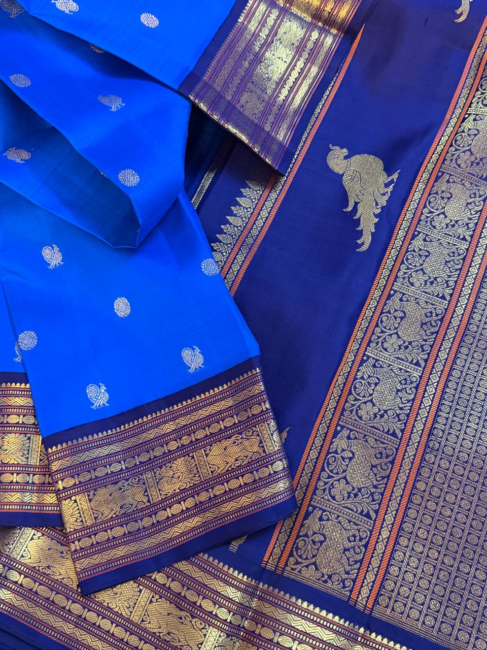 MYTHILI:  KORVAI KANJIVARAM KILI PALLU