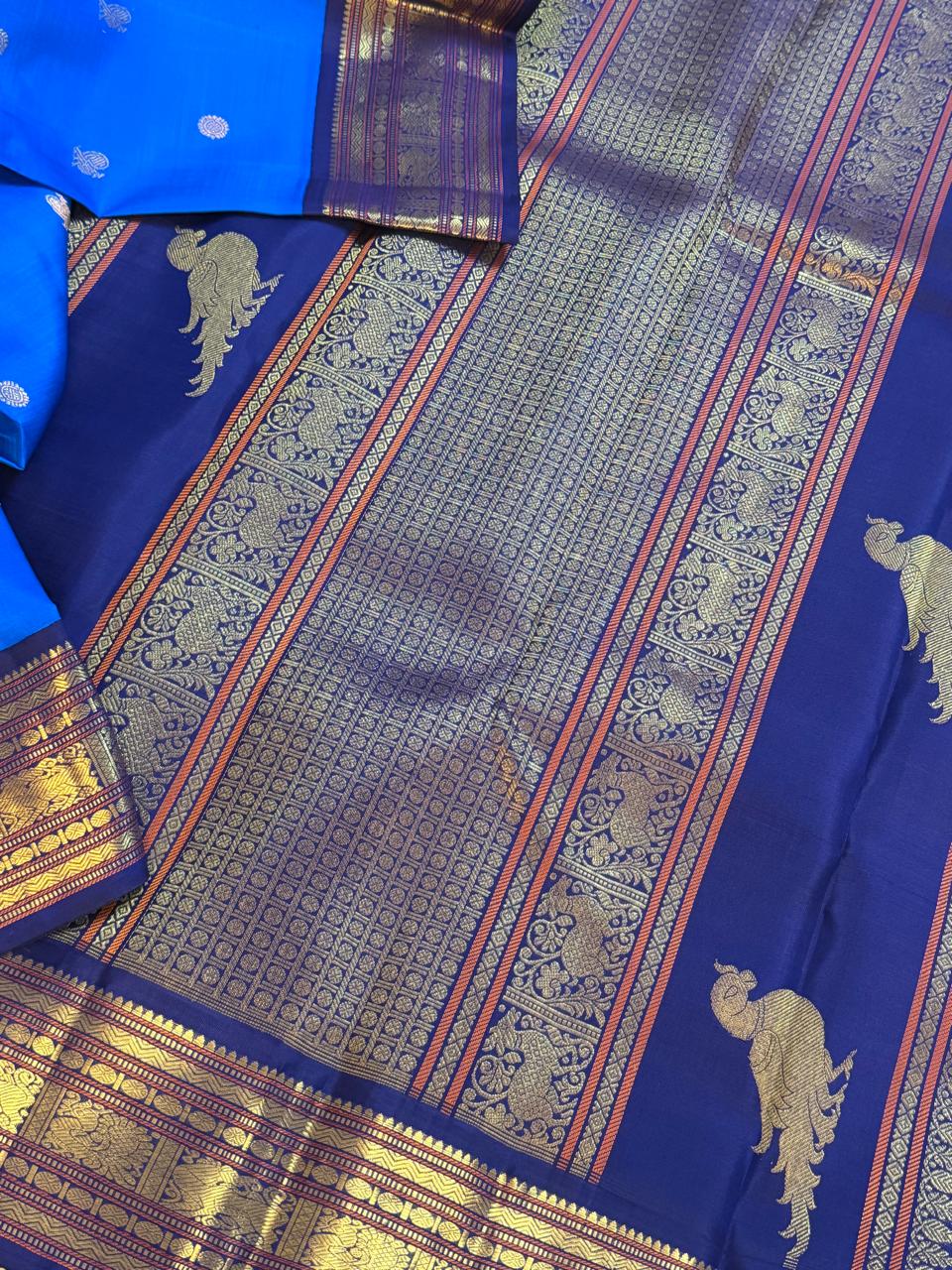 MYTHILI:  KORVAI KANJIVARAM KILI PALLU