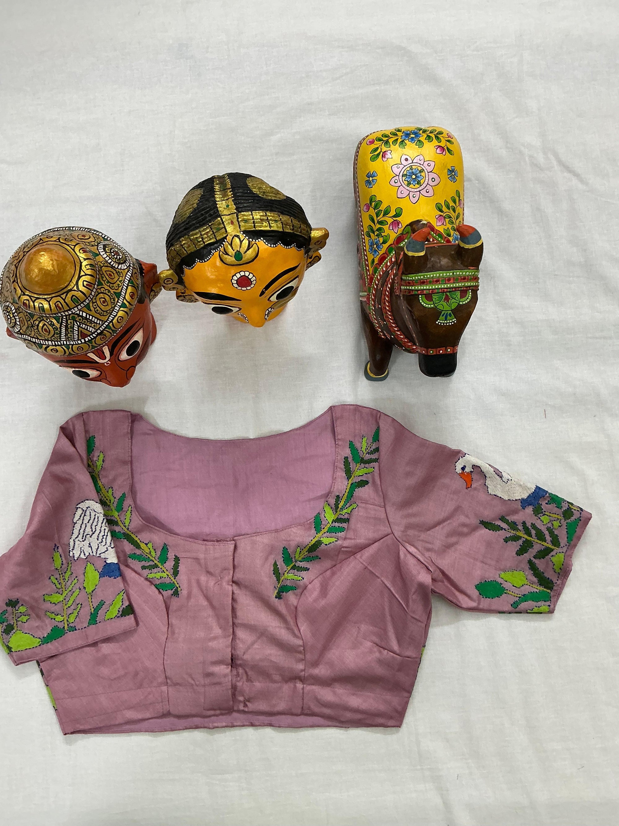 Handcrafted Ready to Wear Blouse : Kantha Embroidery (Mauve)